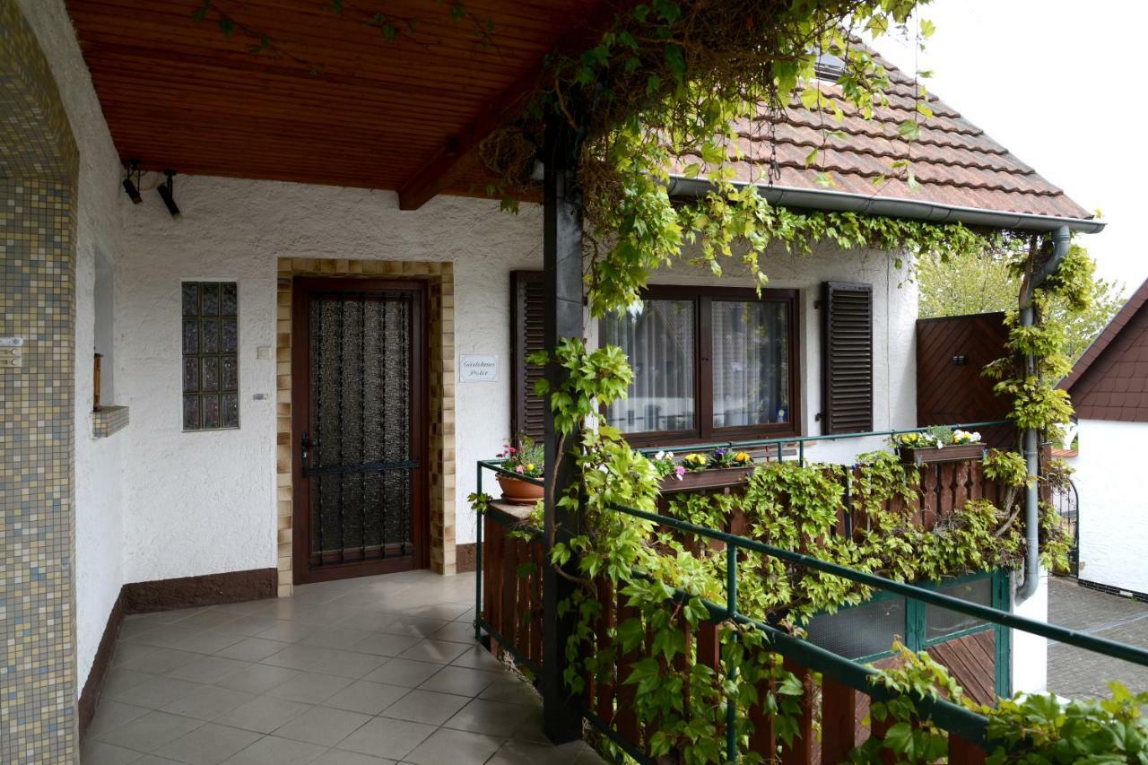Gaestehaus Peter Mettlach Exterior foto